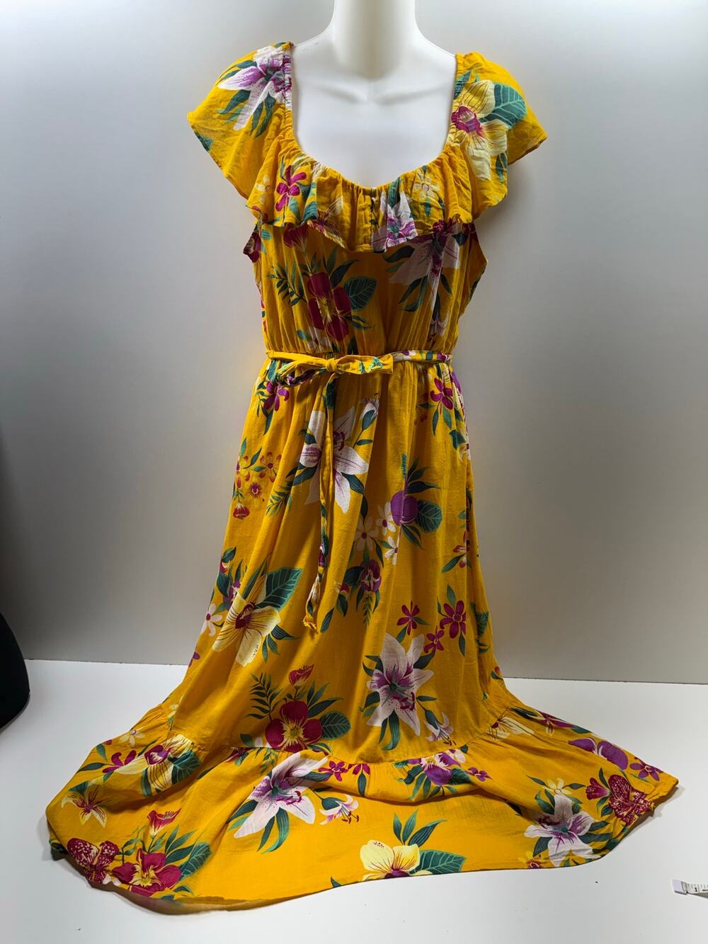 Old Navy Women’s Floral Cami Dress Sz Small Belted Cottage Core Summer Sundress
